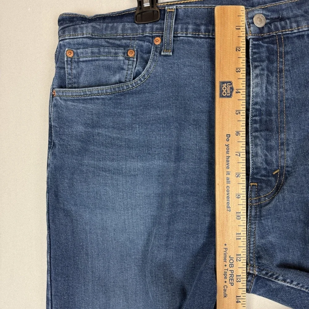Levi's 502 Jeans Mens 42x32 Blue Medium Wash Regular Tapered Leg Stretch Denim